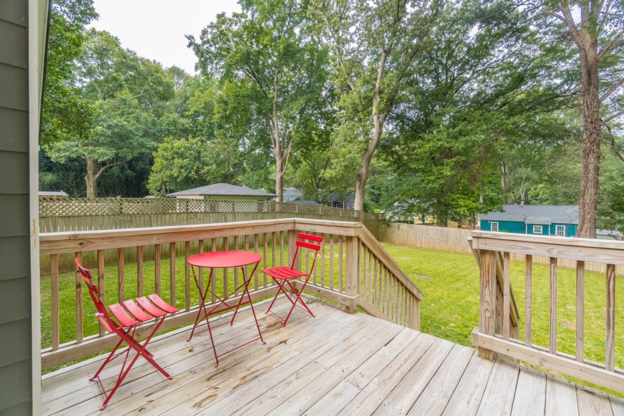 Modern Cozy Bungalow In East Atlanta Village Exterior photo